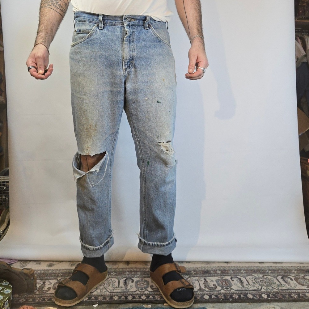 VTG 80s Lee Men 36x30 Jeans Light Wash Distressed Paint Stains Union Made In USA